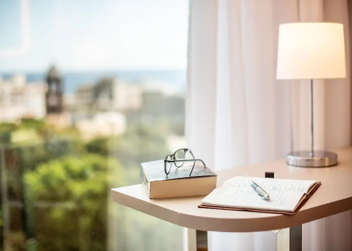 מלון Innside Tenerife Santa Cruz 4*